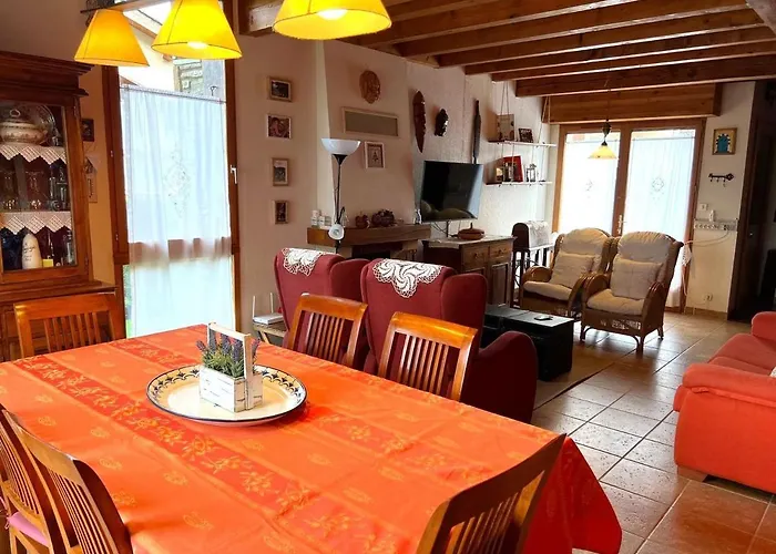 Familias En Santa Leocadia Casa vacanze *