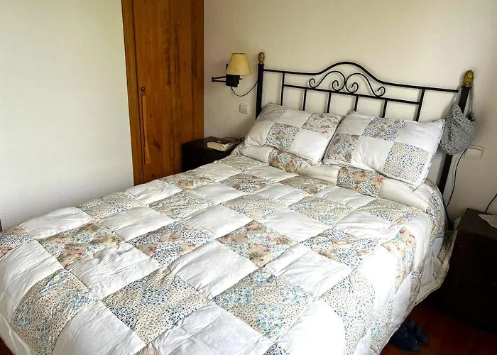 Casa vacanze Familias En Santa Leocadia Sainte-Léocadie
